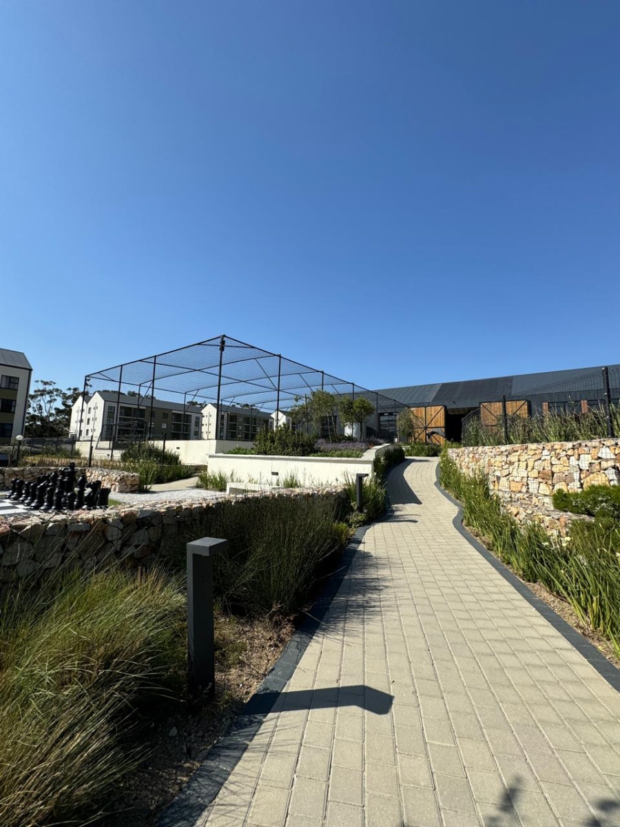 To Let 2 Bedroom Property for Rent in Admirals Park Western Cape